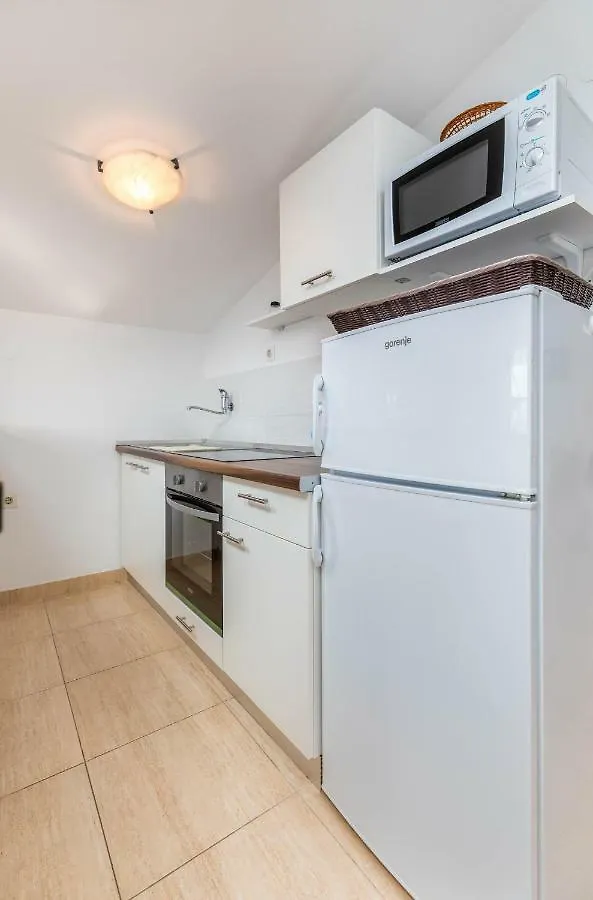Apartments Mandic Pula