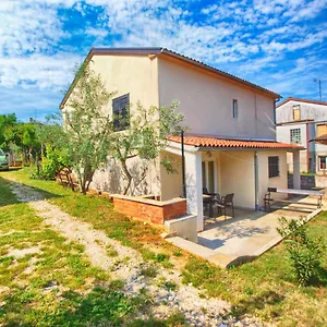 Apartment Padulj 1365, Pula